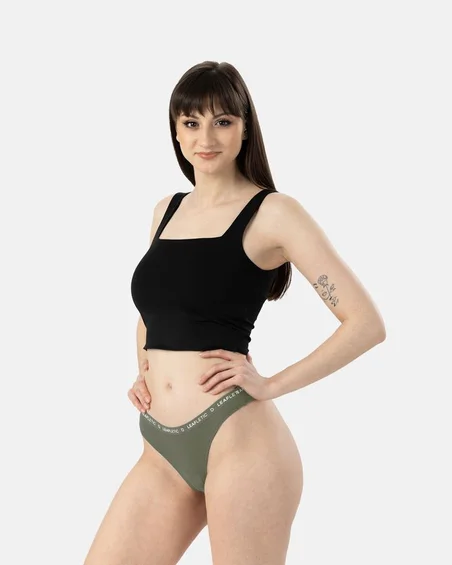 Brazilian bugyi nylonból és elasztánból